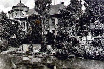 Árpád fürd épülete